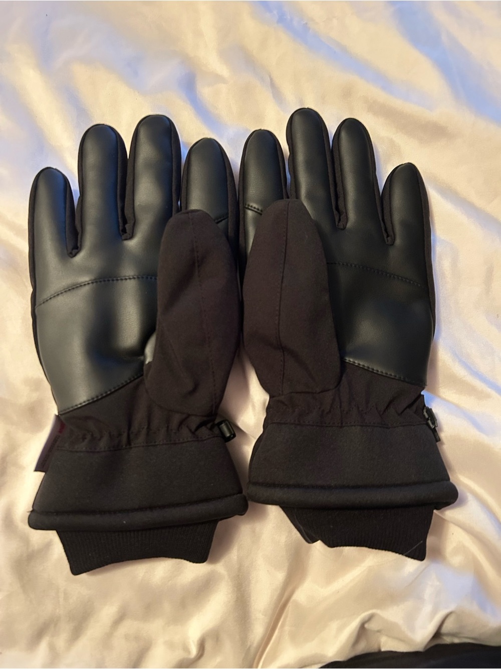 Kevapro Men's Black Insulated Winter Gloves
